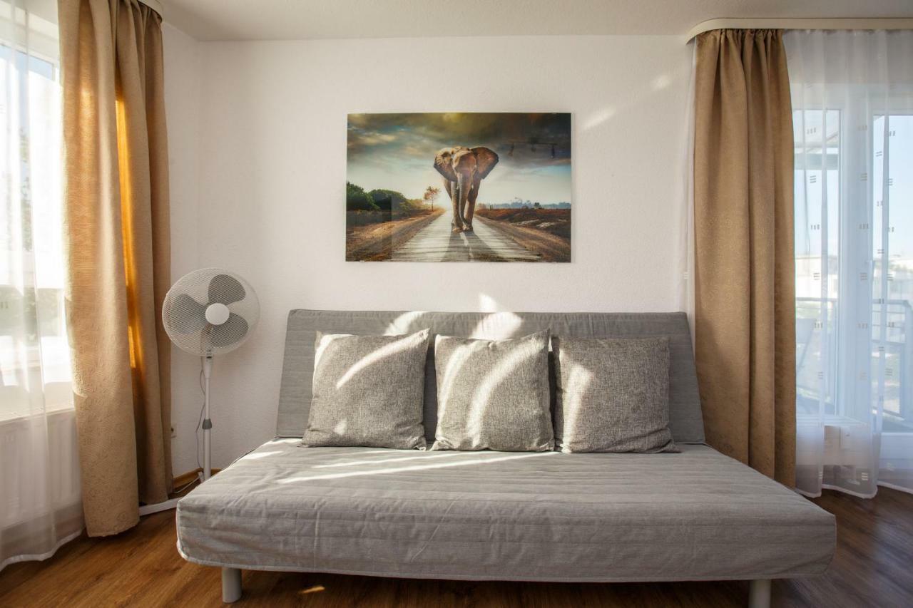 Outlet-Apartment Metzingen Мецинген Екстериор снимка