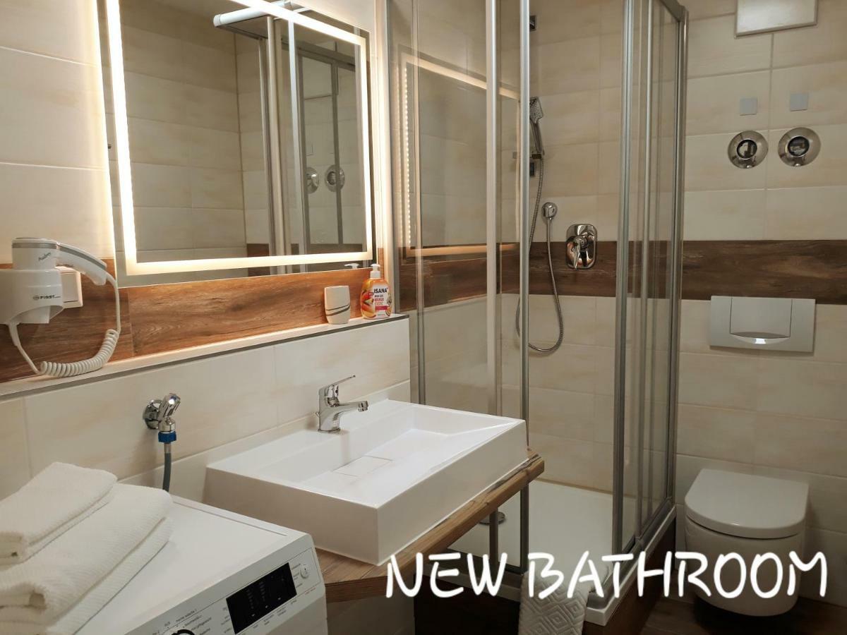 Outlet-Apartment Metzingen Мецинген Екстериор снимка